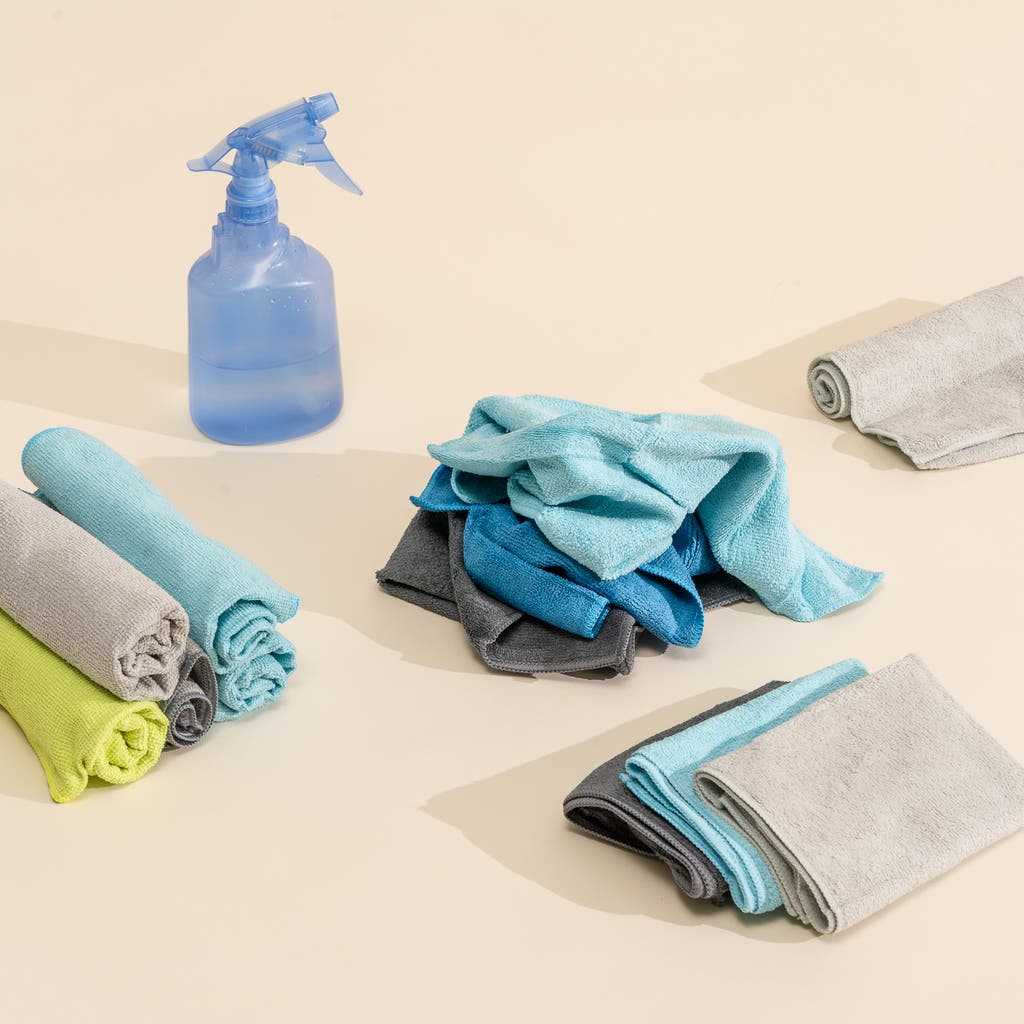 Paños de microfibra con botella de spray